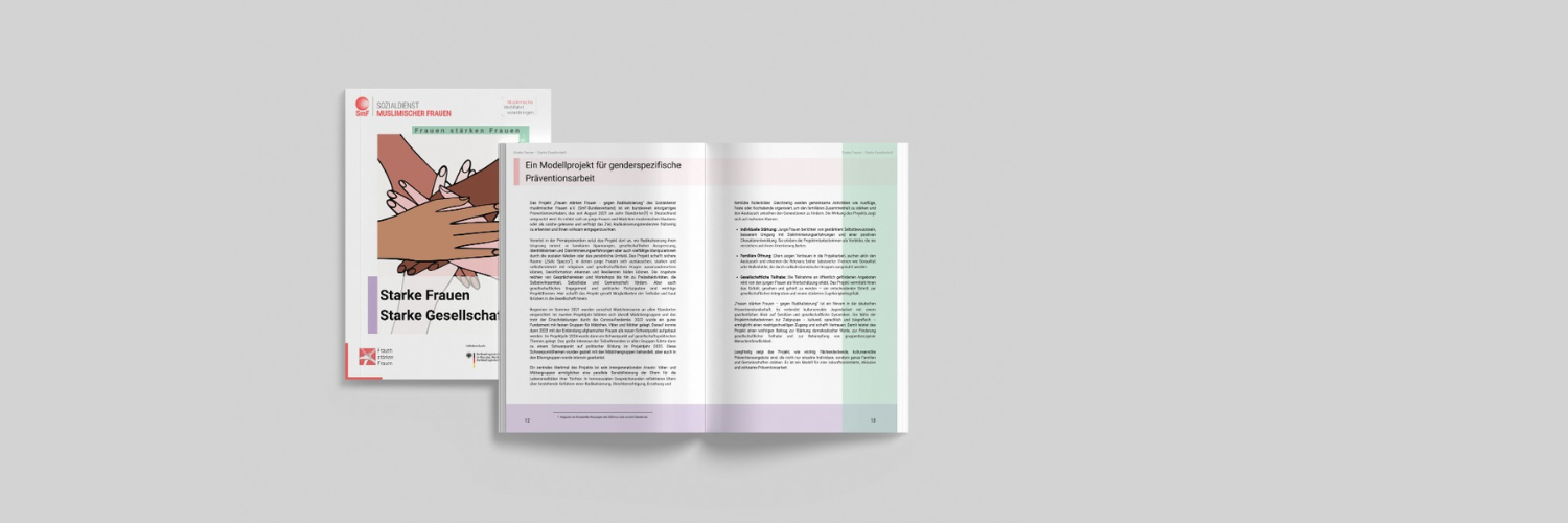 Bild von einer aufgeklappten Broschüre von FSF - Frauen stärken Frauen - mit dem Titel Starke Frauen, starke Gesellschaft